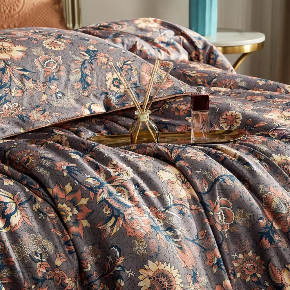 Boho Bliss: Paisley Floral Duvet Cover Set with Pillowcases